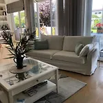 Breeze Villa *