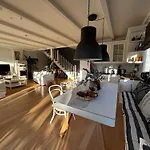 Villa Breeze *