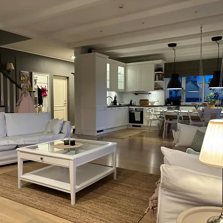 Villa Breeze *